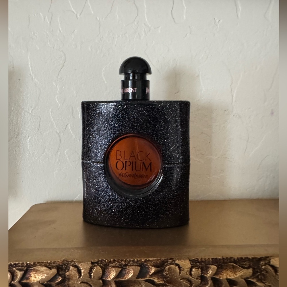Yves Saint Laurent Black Opium Eau de Parfum